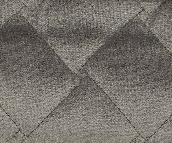 anna_gris_1116459353